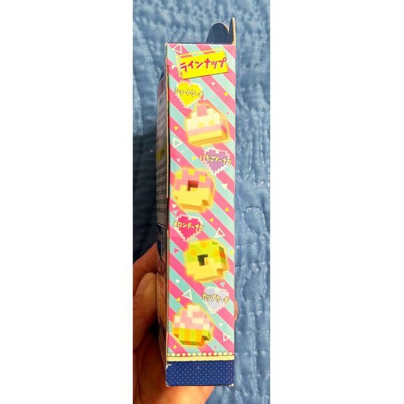 Bandai Japan Keshigomu Kawaii DIY Sweets Erasers Kit - Picture 3 of 4